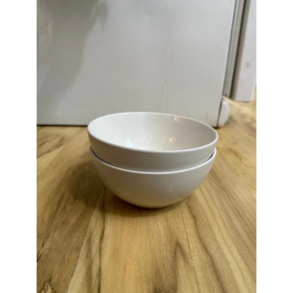 Thomson Pottery White Ceramic Bowl Set (2)